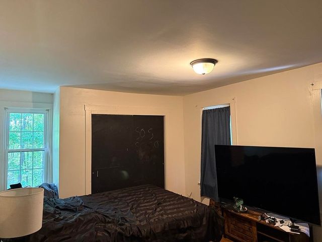 309 Bradford Road, Newport, NH 03773