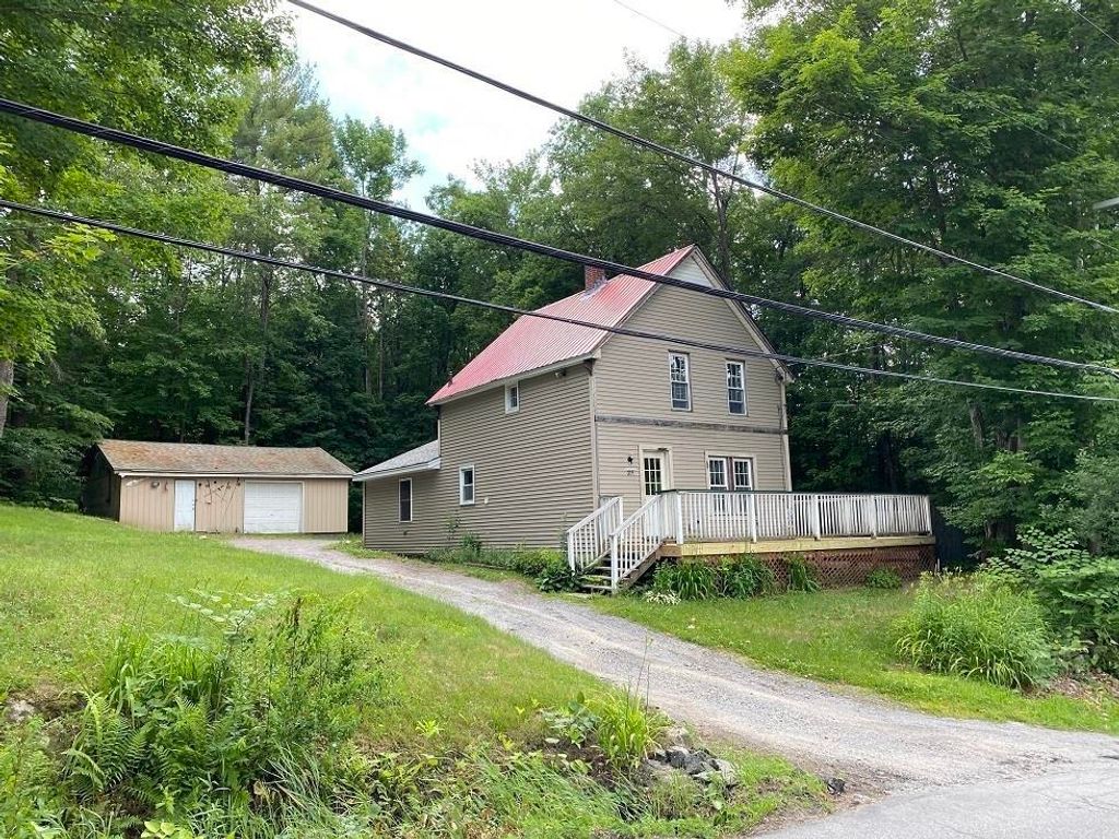 309 Bradford Road, Newport, NH 03773