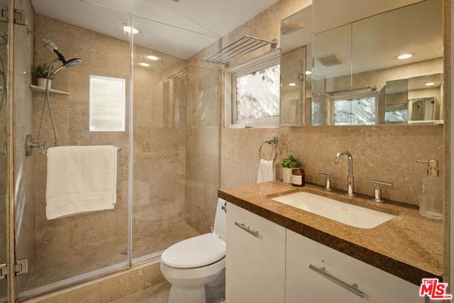 363 Huntley Drive, West Hollywood, CA 90048