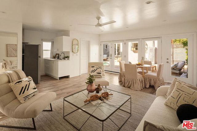 363 Huntley Drive, West Hollywood, CA 90048