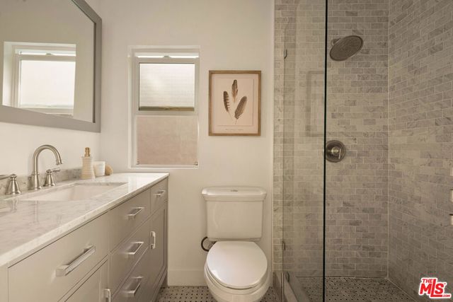 363 Huntley Drive, West Hollywood, CA 90048