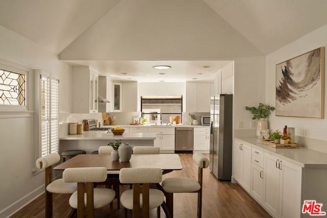 363 Huntley Drive, West Hollywood, CA 90048