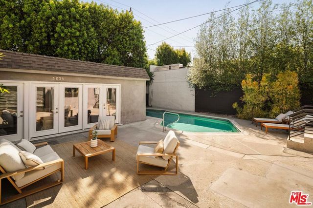 363 Huntley Drive, West Hollywood, CA 90048