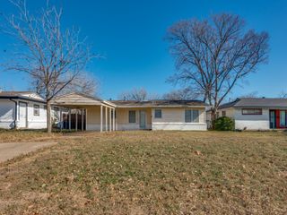 1109 Roosevelt Street, Arlington, TX 76011