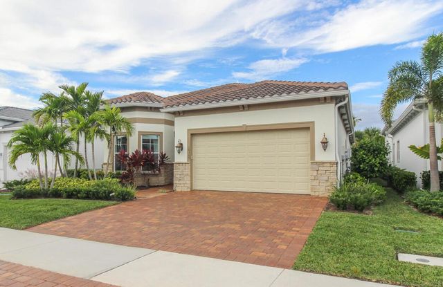10369 Northbrook Circle, Palm Beach Gardens, FL 33412