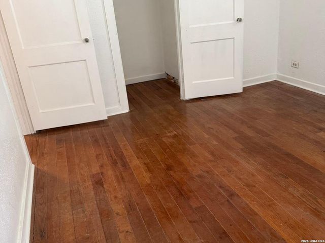 2506 W Mulberry, San Antonio, TX 78228