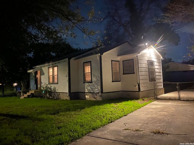 2506 W Mulberry, San Antonio, TX 78228