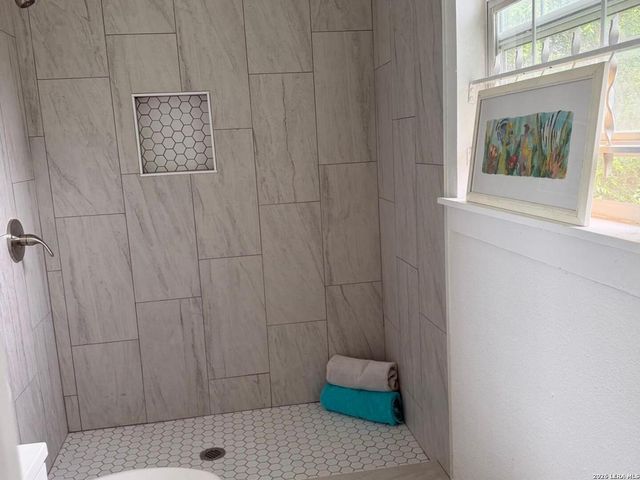 2506 W Mulberry, San Antonio, TX 78228
