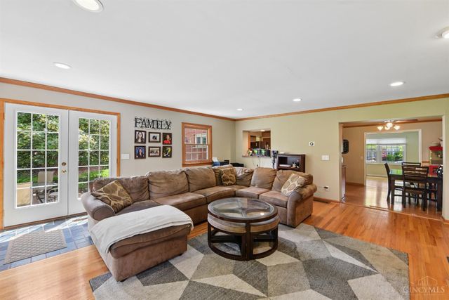 5514 Cove Court, Cincinnati, OH 45238
