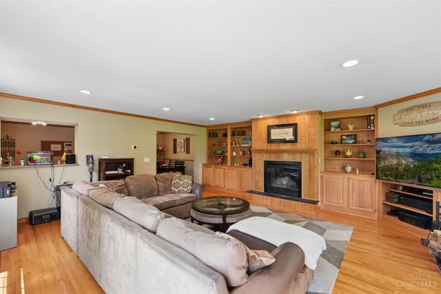 5514 Cove Court, Cincinnati, OH 45238