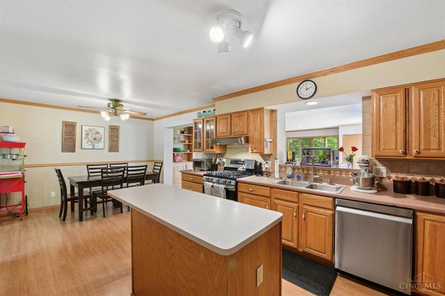 5514 Cove Court, Cincinnati, OH 45238