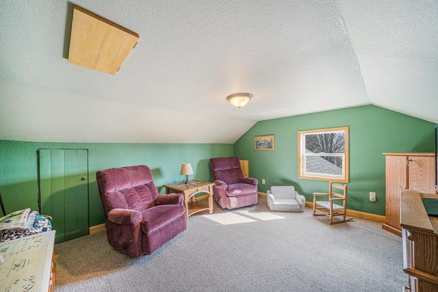 323 S Heritage DRIVE, Oostburg, WI 53070