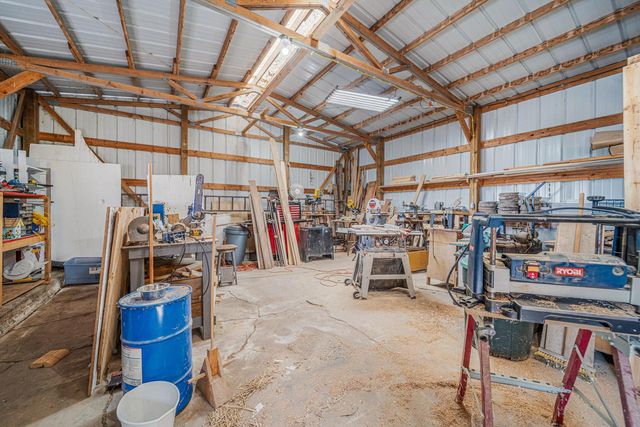 323 S Heritage DRIVE, Oostburg, WI 53070