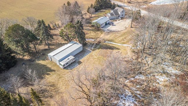 323 S Heritage DRIVE, Oostburg, WI 53070