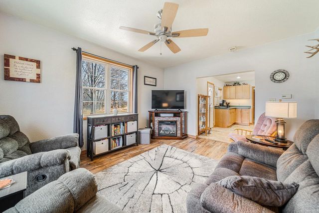 323 S Heritage DRIVE, Oostburg, WI 53070
