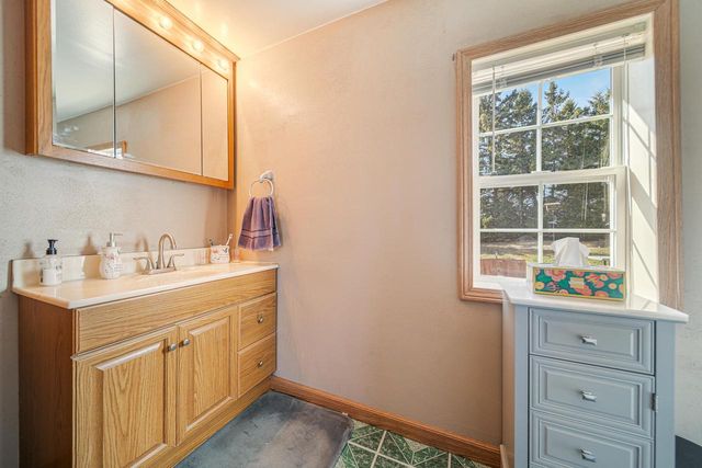 323 S Heritage DRIVE, Oostburg, WI 53070