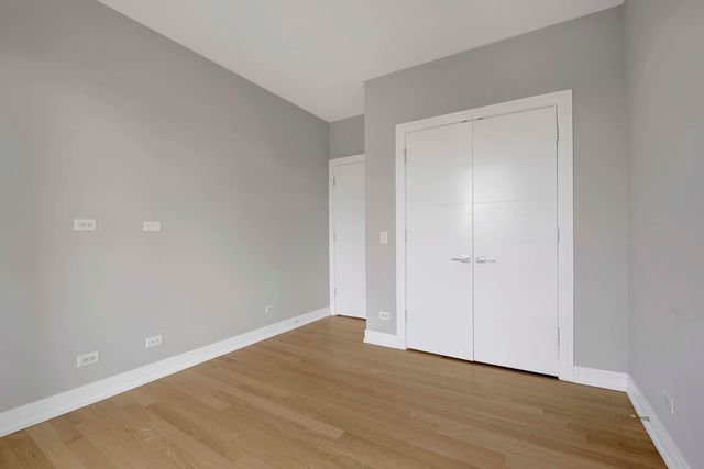 650 N Morgan Street 404, Chicago, IL 60642