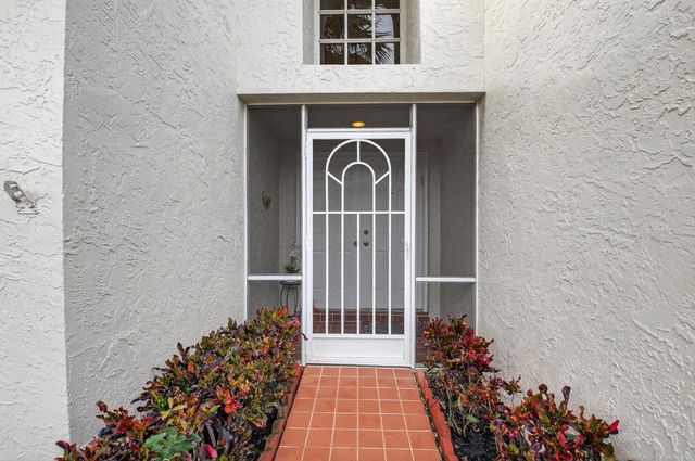 18290 Covina Way A, Boca Raton, FL 33498