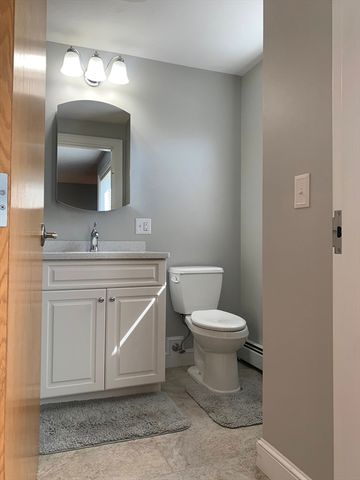 456 Main 1, Wilmington, MA 01887