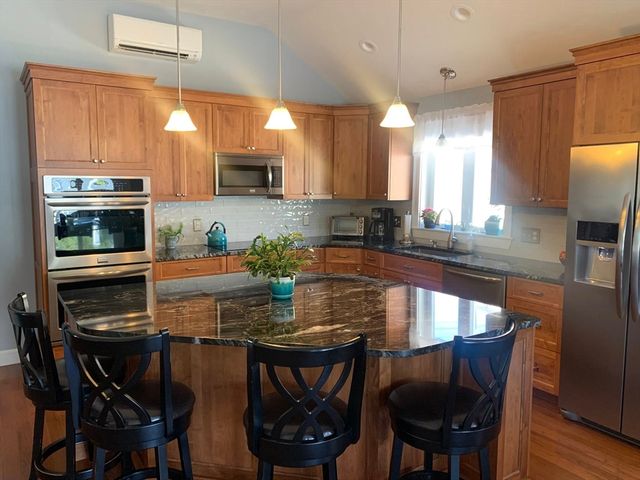 456 Main 1, Wilmington, MA 01887