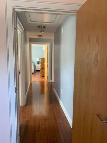 456 Main 1, Wilmington, MA 01887