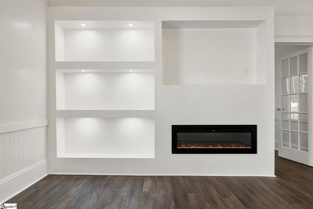 413 W Market Street, Anderson, SC 29624