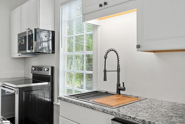 413 W Market Street, Anderson, SC 29624