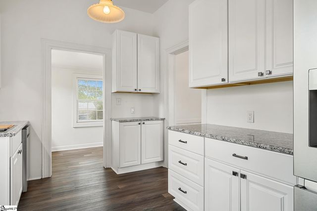 413 W Market Street, Anderson, SC 29624