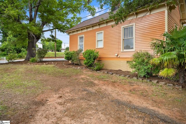 413 W Market Street, Anderson, SC 29624