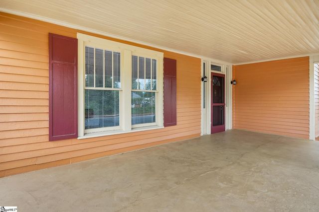 413 W Market Street, Anderson, SC 29624