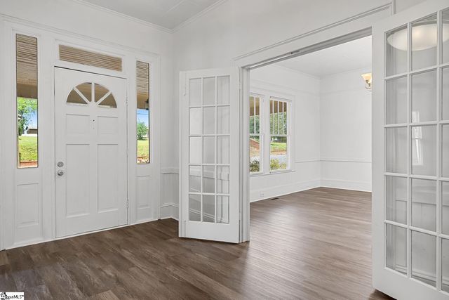 413 W Market Street, Anderson, SC 29624