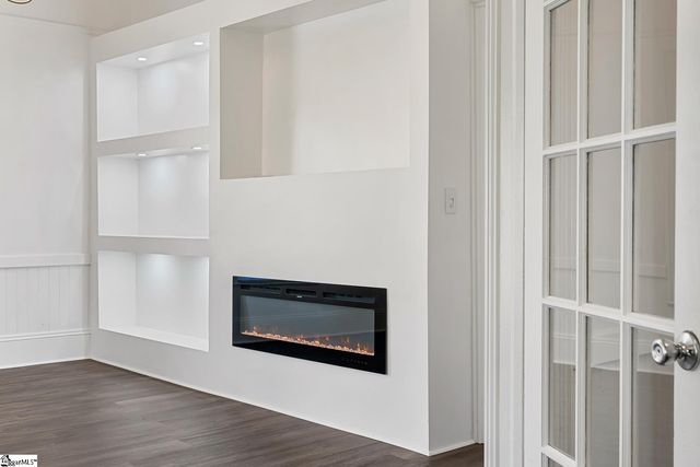 413 W Market Street, Anderson, SC 29624