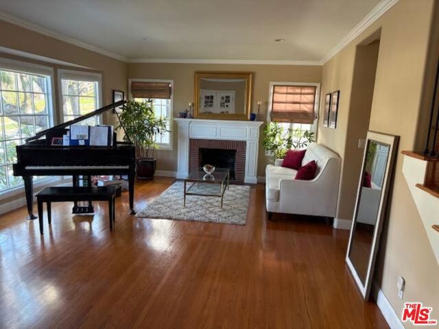 10328 Dunkirk Avenue, Los Angeles, CA 90025