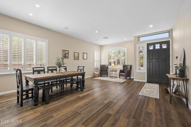 1550 E SAGEBRUSH Court, Gilbert, AZ 85296