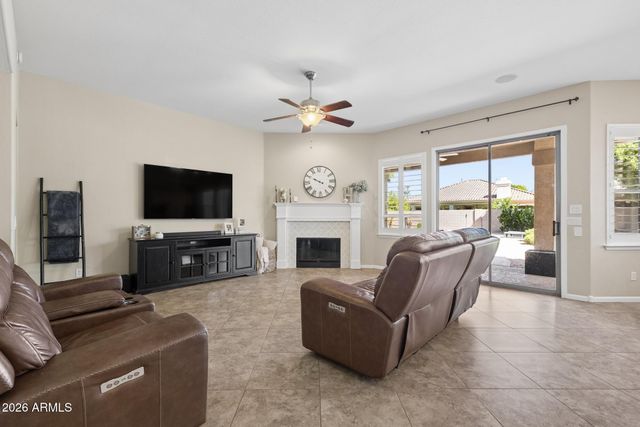 1550 E SAGEBRUSH Court, Gilbert, AZ 85296