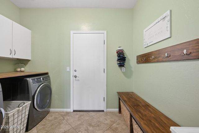 1550 E SAGEBRUSH Court, Gilbert, AZ 85296