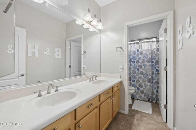 1550 E SAGEBRUSH Court, Gilbert, AZ 85296