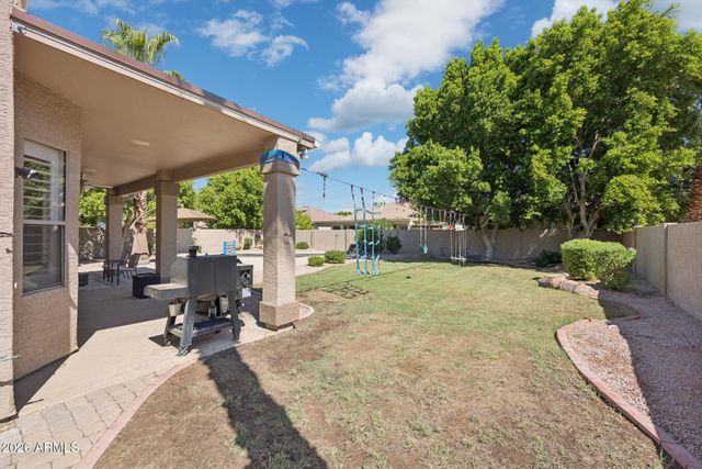 1550 E SAGEBRUSH Court, Gilbert, AZ 85296