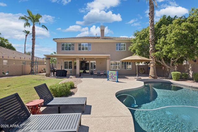 1550 E SAGEBRUSH Court, Gilbert, AZ 85296