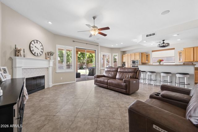 1550 E SAGEBRUSH Court, Gilbert, AZ 85296