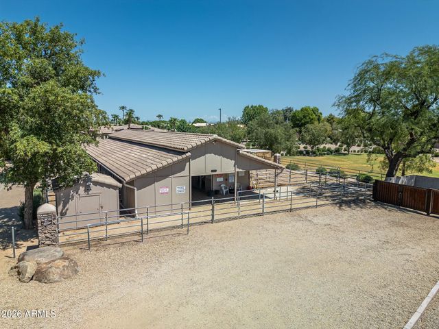 1550 E SAGEBRUSH Court, Gilbert, AZ 85296