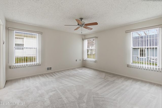 25 Willow Drive, Barnegat, NJ 08005