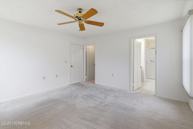 25 Willow Drive, Barnegat, NJ 08005