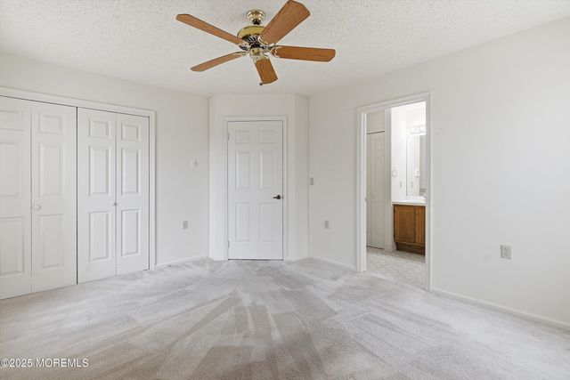 25 Willow Drive, Barnegat, NJ 08005