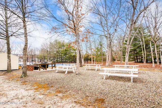 25 Willow Drive, Barnegat, NJ 08005