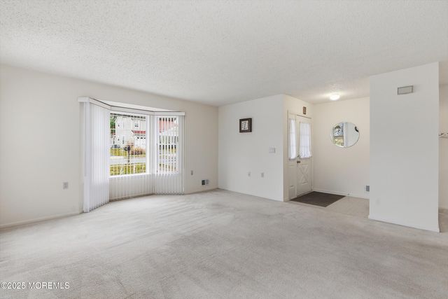 25 Willow Drive, Barnegat, NJ 08005