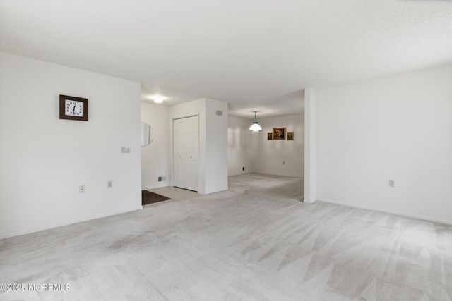 25 Willow Drive, Barnegat, NJ 08005