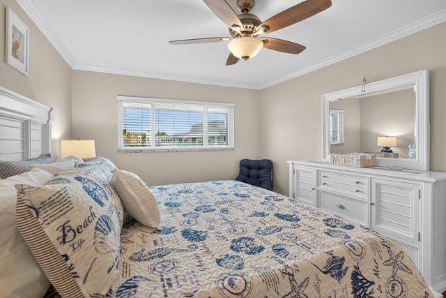110 SHORE Court 301, North Palm Beach, FL 33408