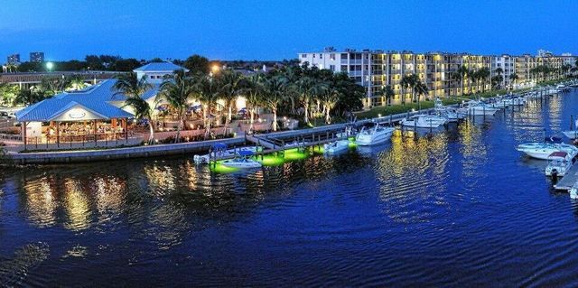 110 SHORE Court 301, North Palm Beach, FL 33408