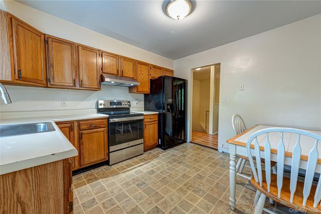 34 Roberts Street, Mastic, NY 11950